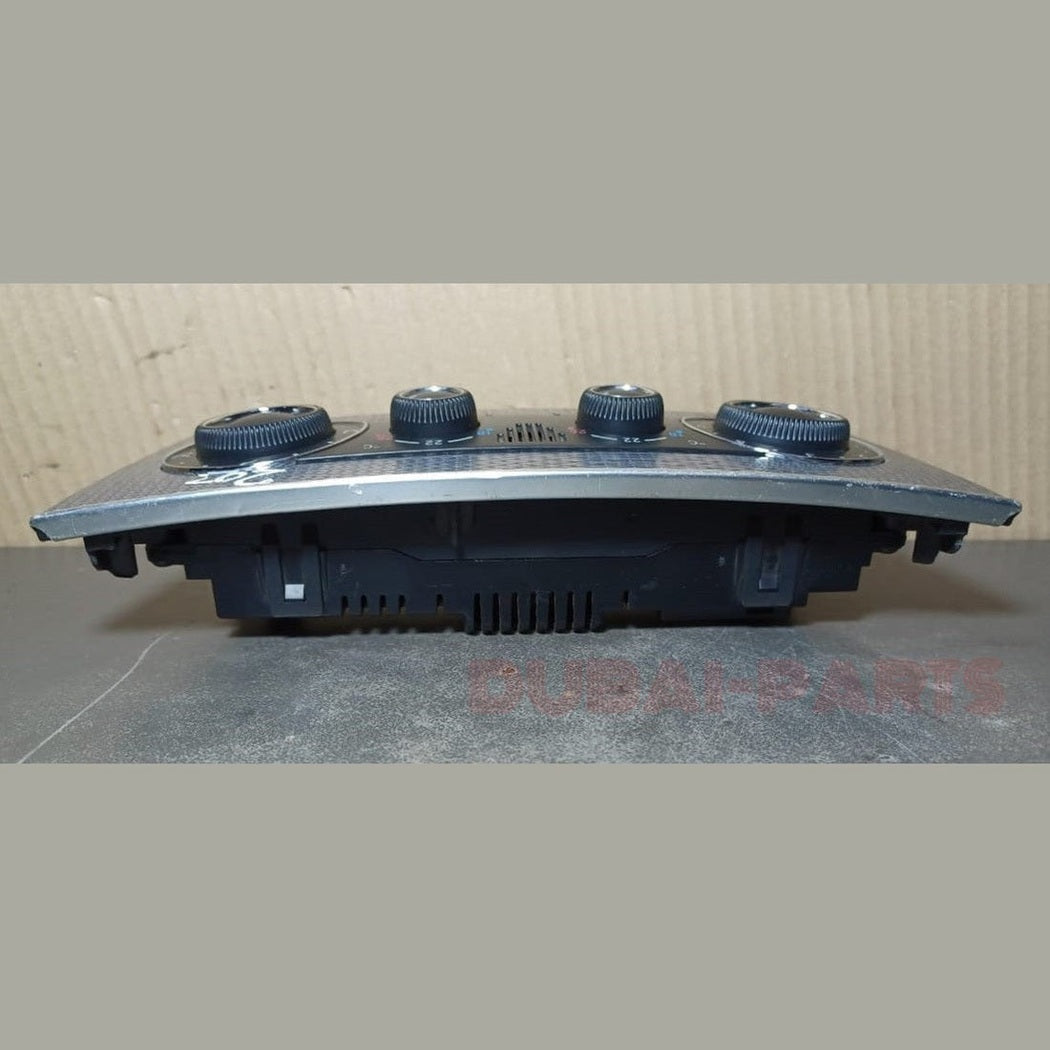 وحدة التحكم في نظام التدفئة والمناخ لسيارة مرسيدس بنز الفئة C W203 W209، رقم القطعة A203 8301785، أصلية.