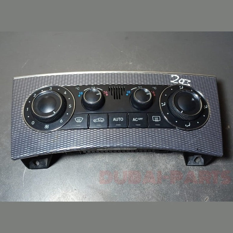 وحدة التحكم في نظام التدفئة والمناخ لسيارة مرسيدس بنز الفئة C W203 W209، رقم القطعة A203 8301785، أصلية.
