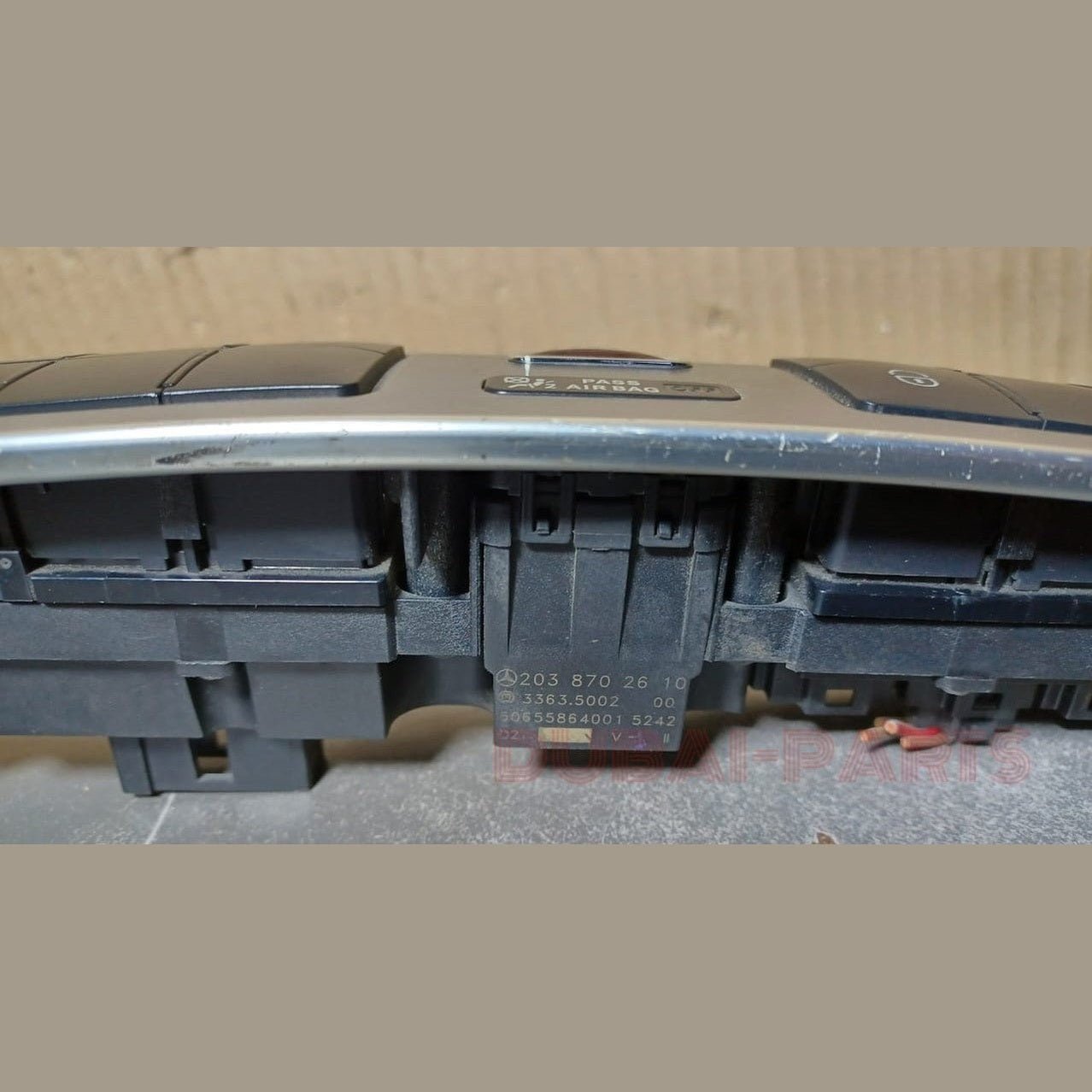 2005-2007 MERCEDES-BENZ C-CLASS W203 HAZARD HEATED UNLOCK CONTROL SWITCH GRAY TRIM A203 8702610 OEM