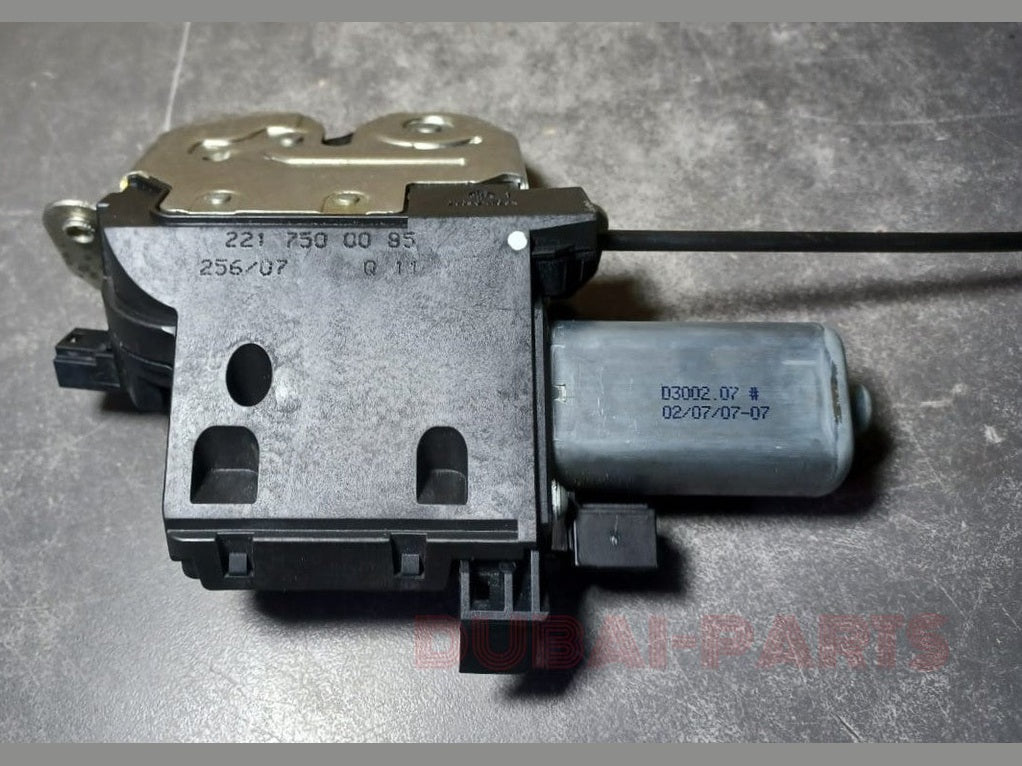 07-14 Mercedes W221 S550 S400 CL63 AMG Rear Trunk Lid Latch Lock Actuator A221 7500085 OEM
