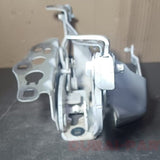 2015-2020 MERCEDES-BENZ C-CLASS W205 DRIVER/PASSENGER LEFT/RIGHT HOOD HINGE BRACKET WHITE SET