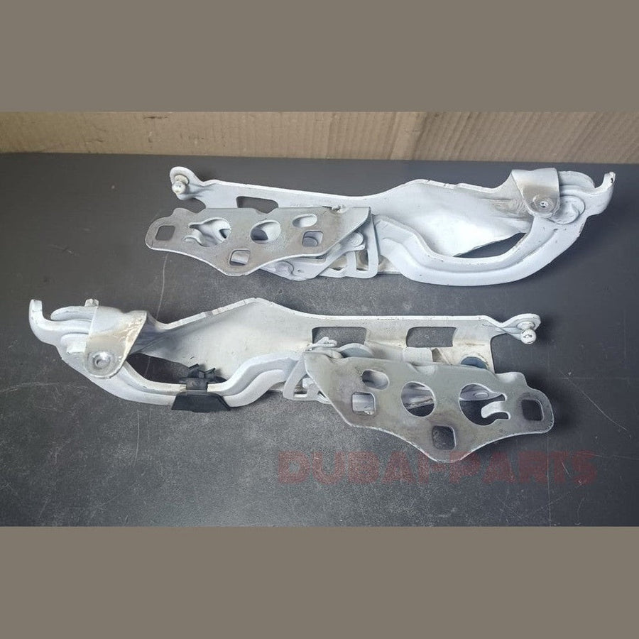 2015-2020 MERCEDES-BENZ C-CLASS W205 DRIVER/PASSENGER LEFT/RIGHT HOOD HINGE BRACKET WHITE SET