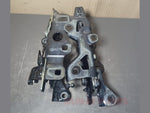 Load image into Gallery viewer, 2014-2020 MERCEDES-BENZ S-CLASS FRONT RIGHT &amp; LEFT HOOD HINGE BRACKET SET
