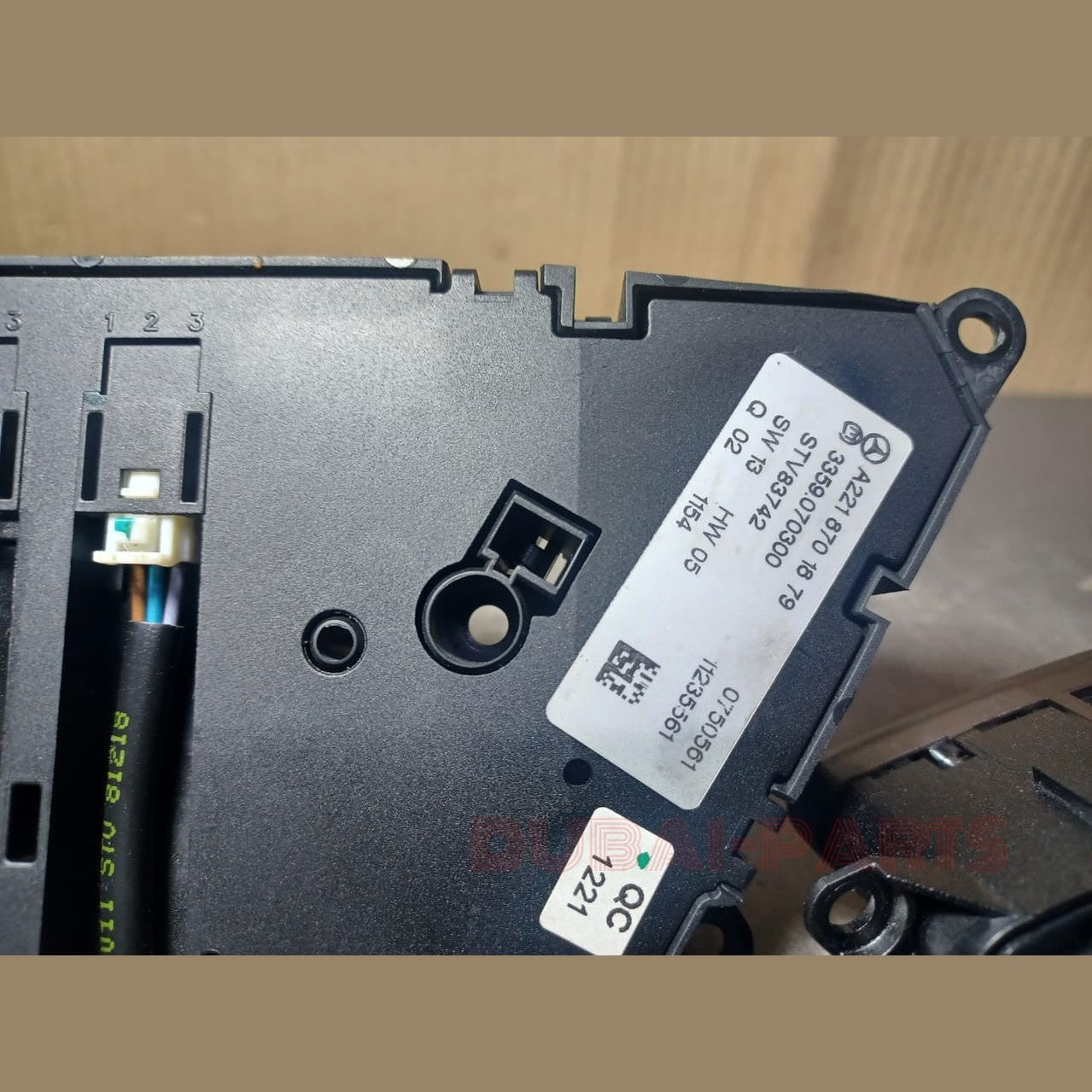 2006-2013 MERCEDES-BENZ W221 S-CLASS FRONT PASSENGER SEAT CONTROL SWITCH UNIT LHD A221 8701879 OEM