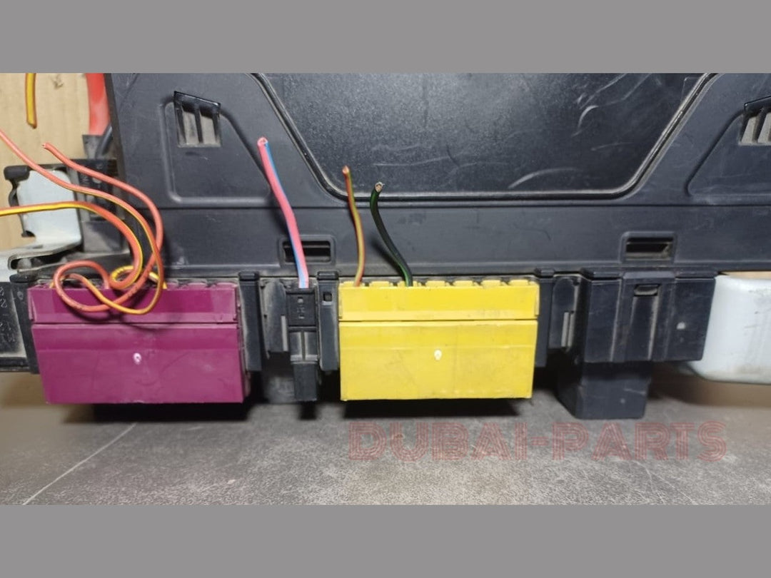 2010-2015 Mercedes-Benz W212 E350 Rear Fuse Junction Box SAM Relay Control Module A212 9004901 OEM