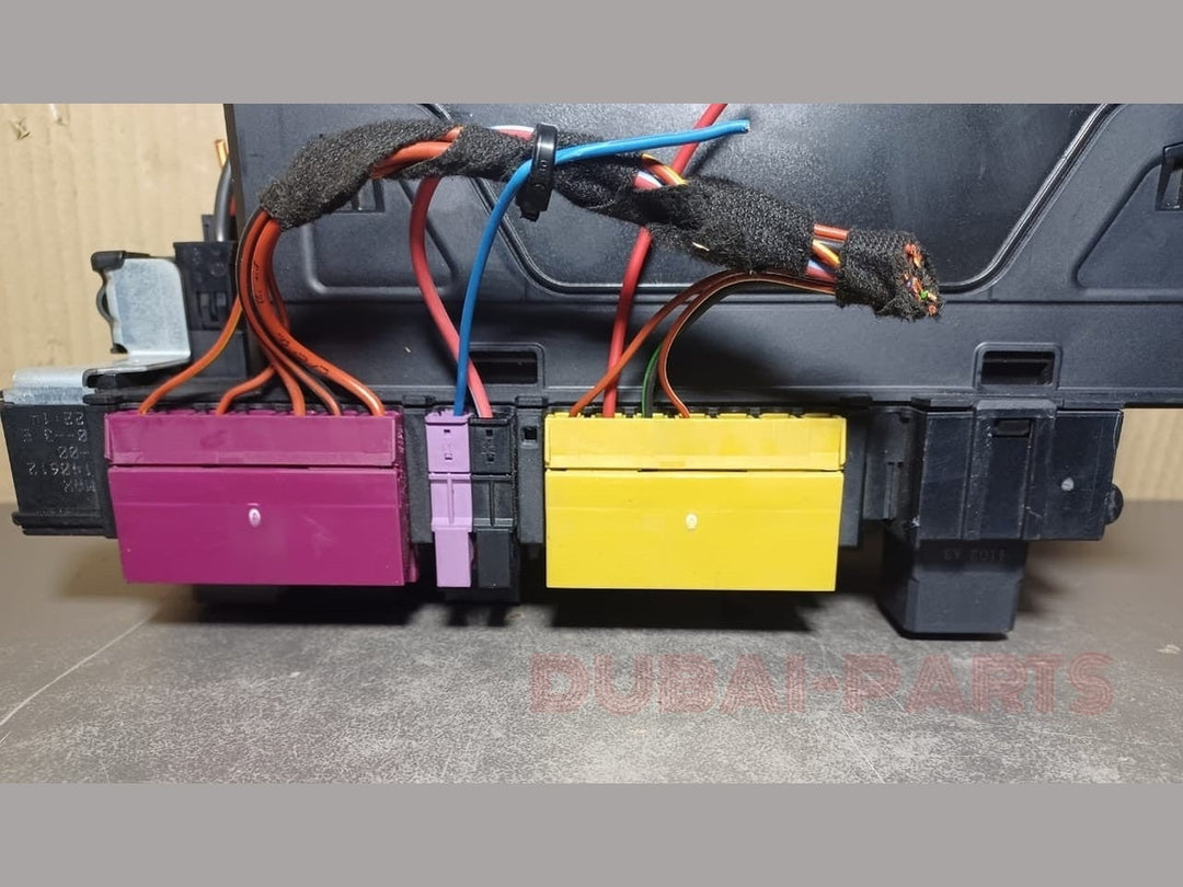 2010-2016 Mercedes-Bwnz W212 E350 CLS350 Rear Fuse Box Relay SAM Signal Acquisition Assy A212 9009722 OEM