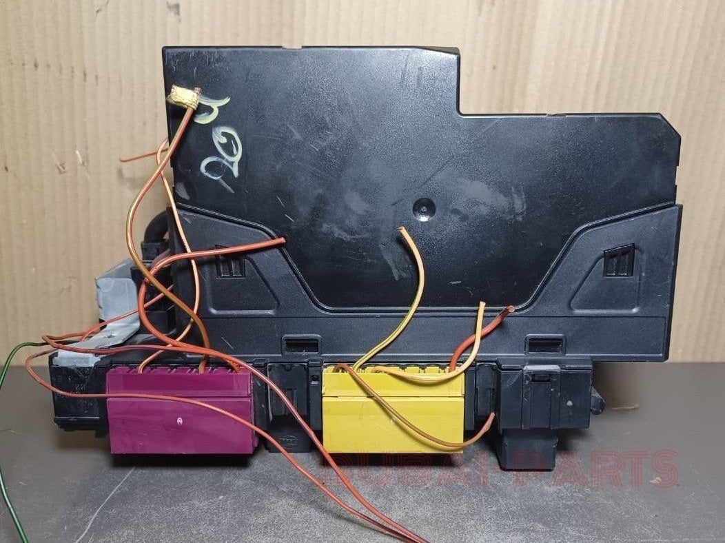 2012-2014 Mercedes-Benz W204 C250 C300 C350 Rear SAM Relay Fuse Box Assembly A204 9005601 OEM