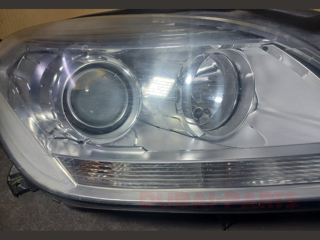 2013-2016 Mercedes-Benz W166 ML350 ML450 ML550 ML63 Right Side Headlight Head Light A166 8208661
