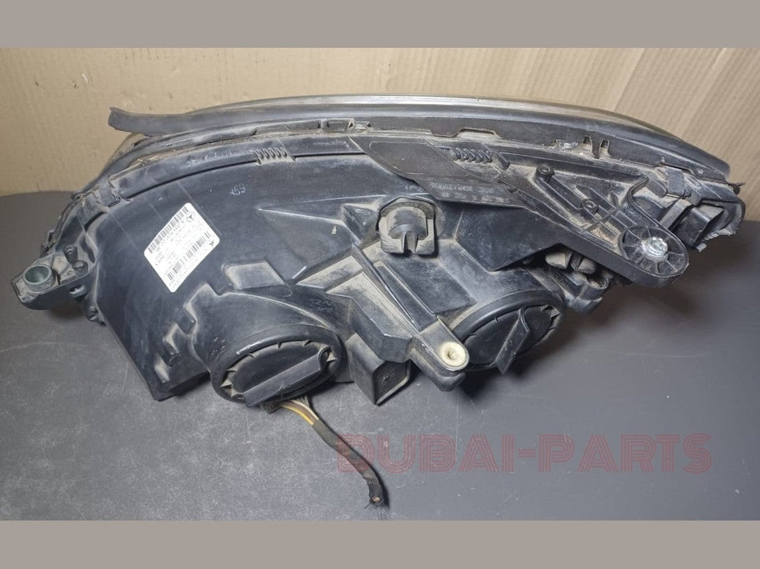 2008-2011 Mercedes-Benz W204 C300 Front Right Side Headlight Head Light Lamp A204 8202239 OEM