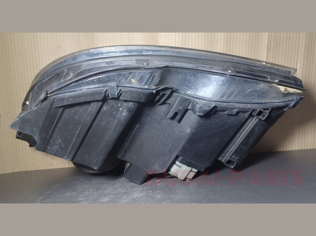 2008-2011 Mercedes-Benz W204 C300 Front Right Side Headlight Head Light Lamp A204 8202239 OEM