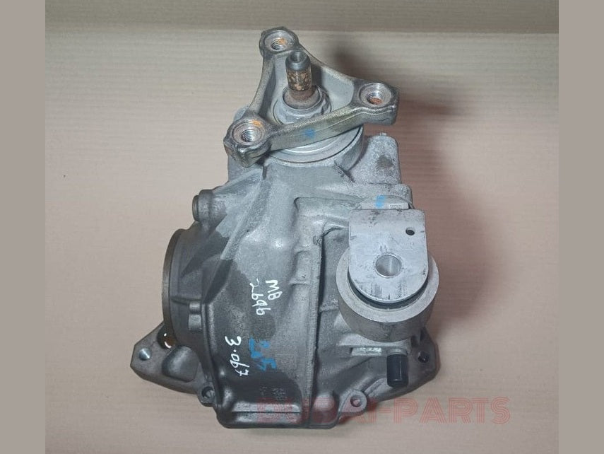 2015-2020 Mercedes-Benz C-Class W205 RWD Rear Differential Diff Axle Carrier Assembly A205 3510005 Gear Ratio 3.067