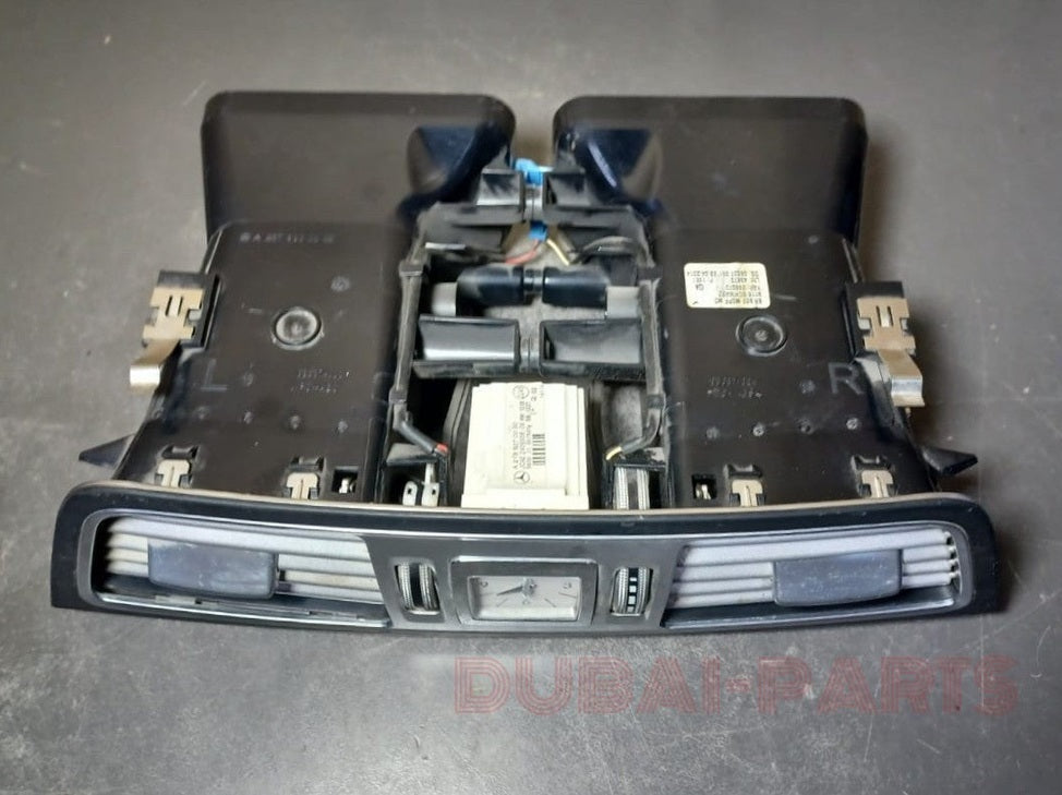 2014-2017 Mercedes-Benz W207 E350 Center Dash Dashboard AC Air Vent A207 8300000 OEM