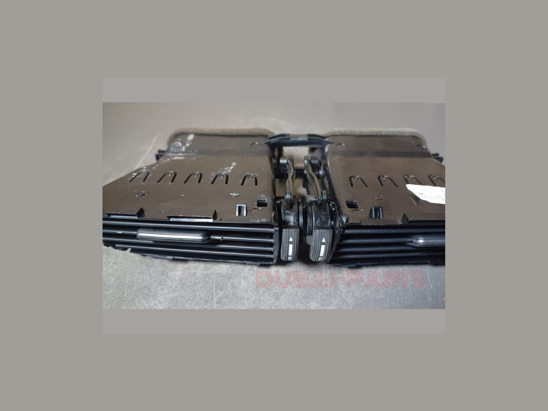 2012-2014 Mercedes-Benz C-Class W204 C300 C350 Front Center Dash Air Vent AC A/C Heater Trim A204 8306054
