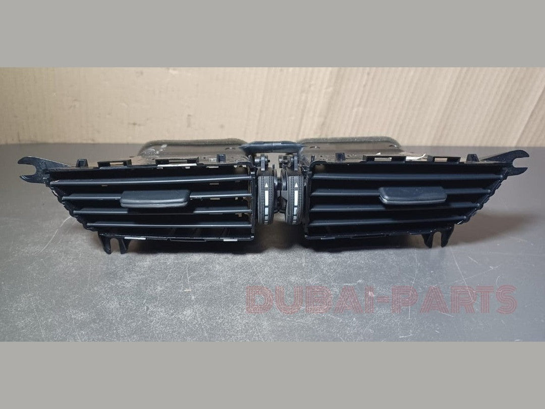 2012-2014 Mercedes-Benz C-Class W204 C300 C350 Front Center Dash Air Vent AC A/C Heater Trim A204 8306054