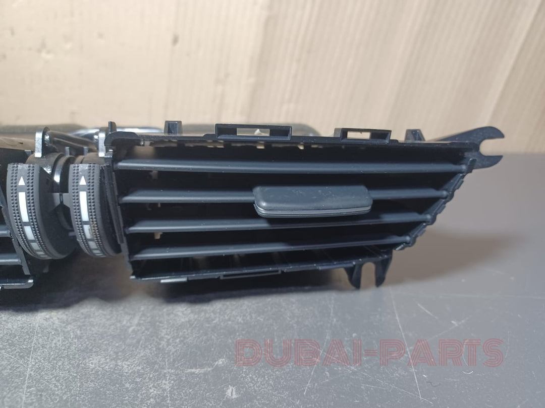 2012-2014 Mercedes-Benz C-Class W204 C300 C350 Front Center Dash Air Vent AC A/C Heater Trim A204 8306054