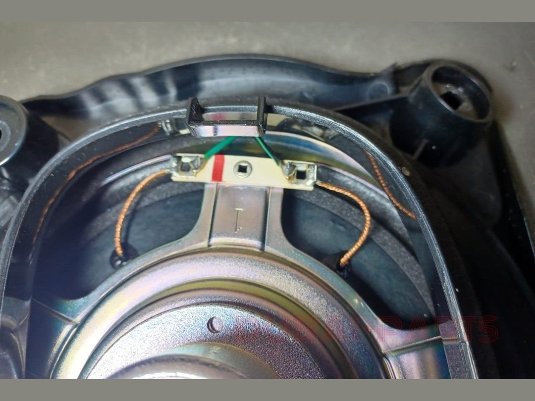 2015-2023 MERCEDES-BENZ C-CLASS W205 FRONT LEFT SIDE DRIVER LOWER WOOFER SPEAKER A205 8201102 OEM