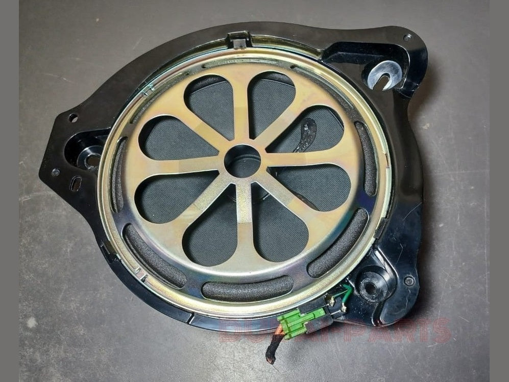 2015-2023 MERCEDES-BENZ C-CLASS W205 FRONT LEFT SIDE DRIVER LOWER WOOFER SPEAKER A205 8201102 OEM