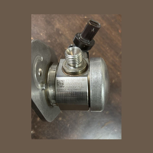 OEM 2019 - 2023 BMW G20 G30 330i B46 D 2.0L HIGH PRESSURE FUEL PUMP 8631642