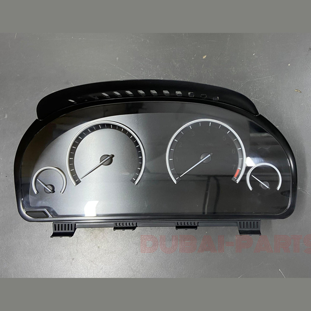 لوحة عدادات أصلية من BMW، طرازات F01، F04، F06، F10، F11، F12، F13، F25، عداد سرعة، شاشة عرض رأسية (HUD)، رقم القطعة 9291390، مستعملة