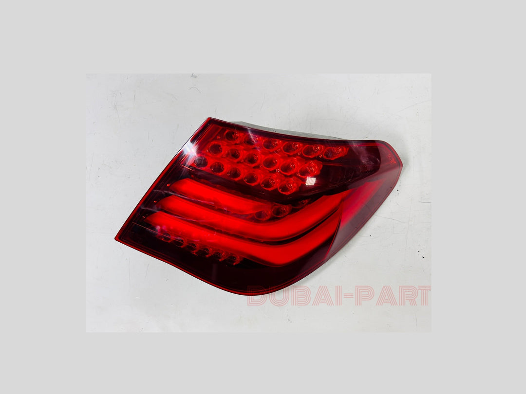 BMW F01 F02 LCI Rear Lamp Saloon Light In The Side Panel Right O/S 7300268