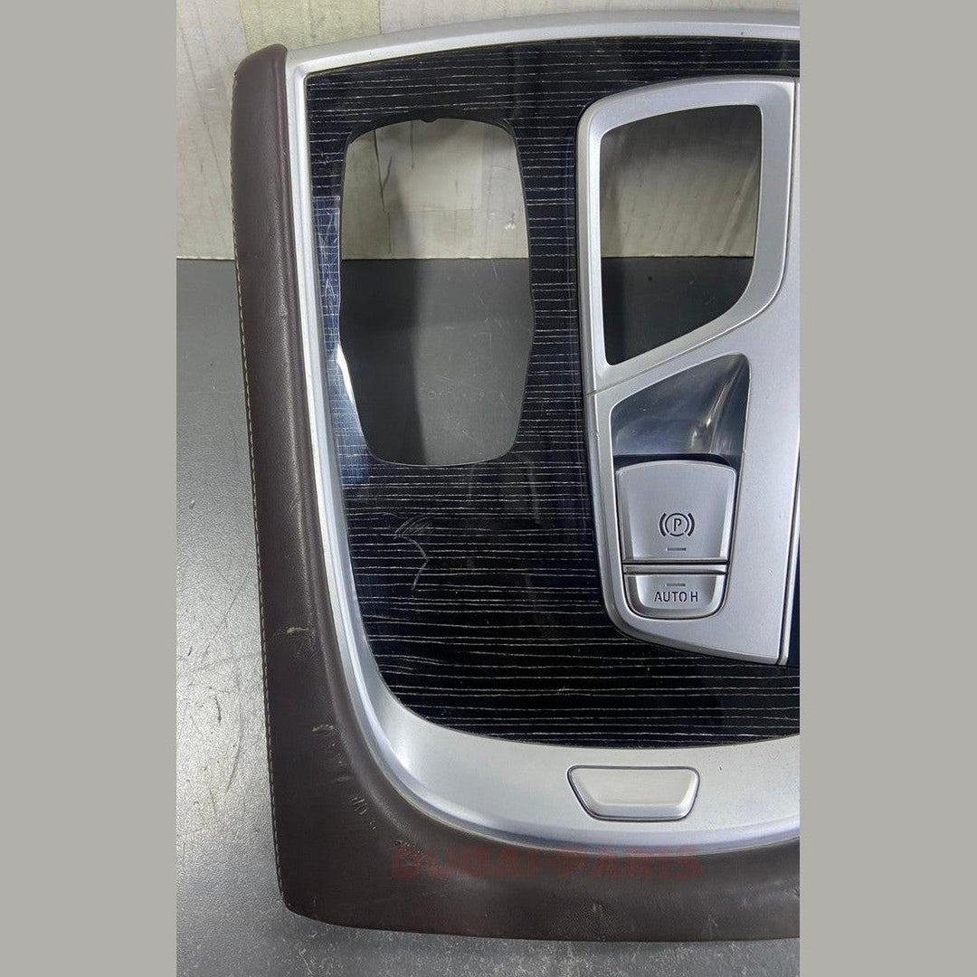 لوحة تزيين الكونسول الوسطي الأصلية لسيارات BMW الفئة السابعة G11 و G12، رقم القطعة 9321366، مستعملة