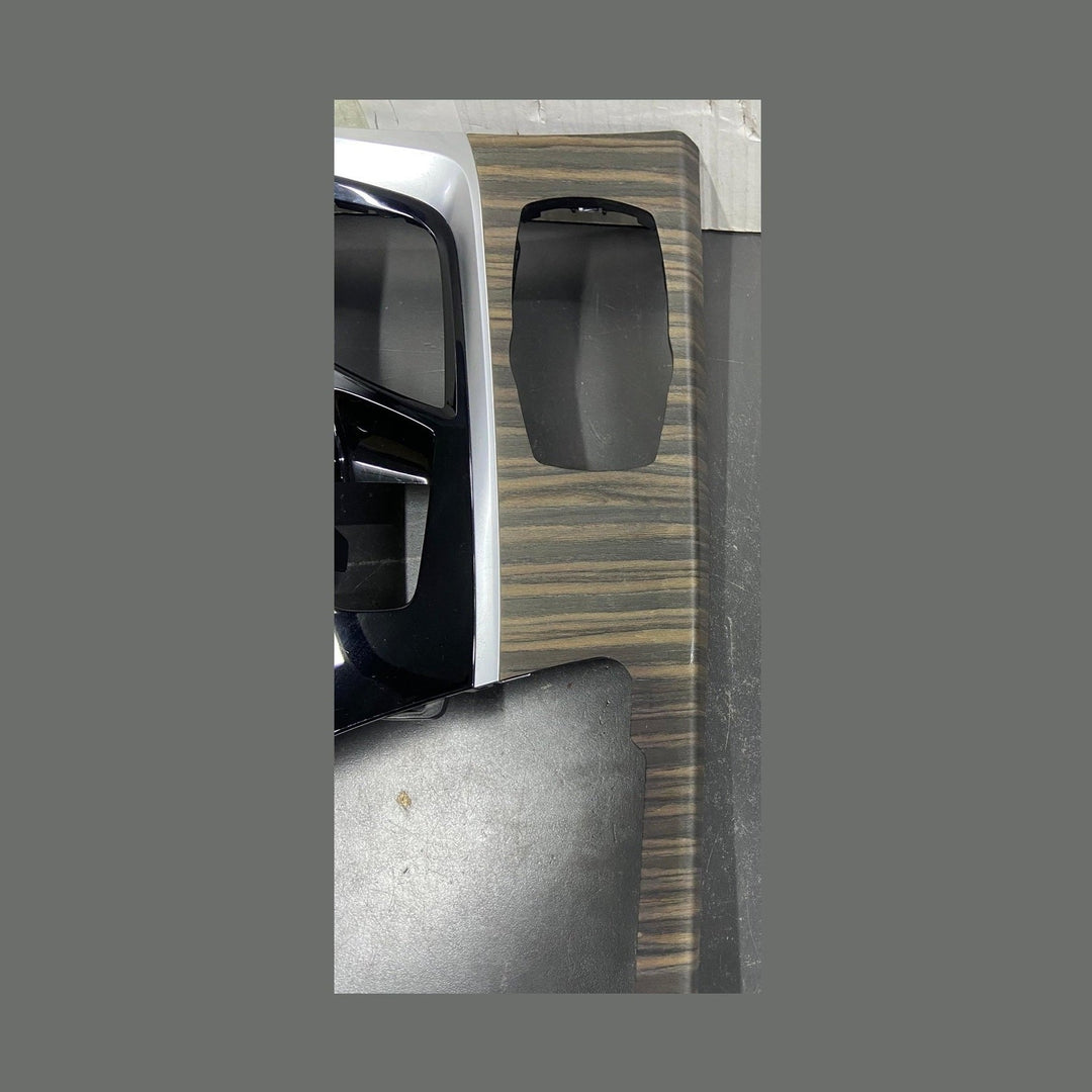 OEM BMW G30 G31 G32 530I 540I Center Console Trim Molding Wood Gloss Black 9383987 Used Item