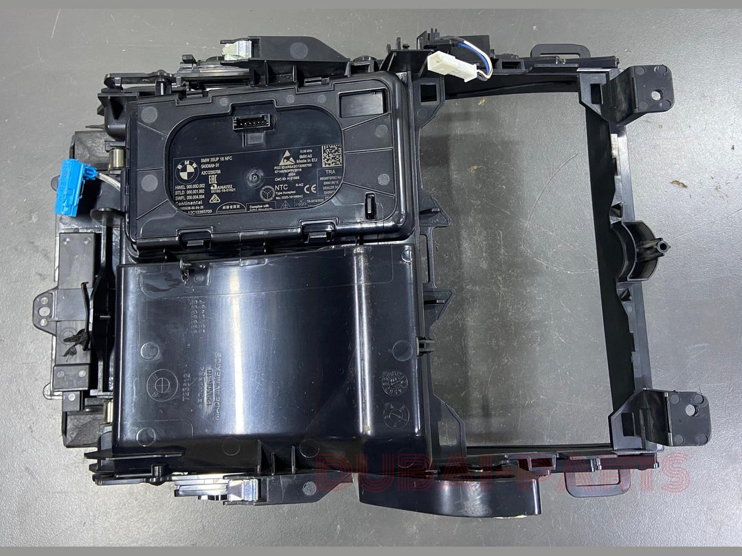 GENUINE BMW G05 G06 G07 CENTRE CONSOLE STORAGE COMPARTMENT UNIT 6810497 USED ITEM