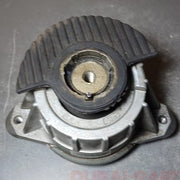 Mercedes-Benz W204 C-Class Engine Mount Support Mounting Bracket A204 2404217