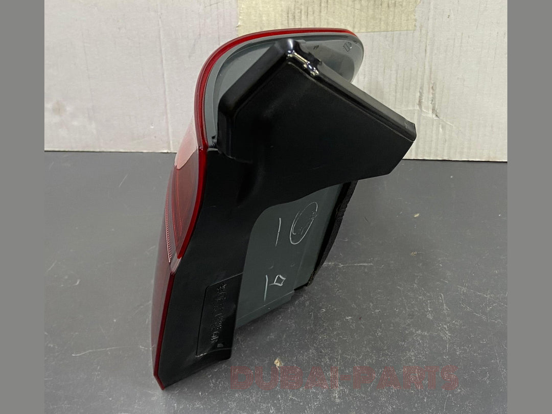 OEM BMW X5 70 Rear Taillight Back Left Passenger N/S Side LCI 7227789 USED item