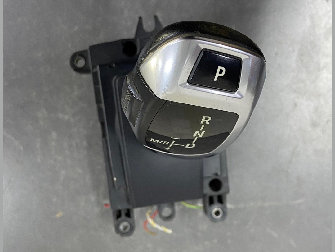 OEM 09-16 BMW F01 F02 750Li 535i AUTOMATIC GEAR SHIFT SELECTOR SWITCH SHIFTER 9218101 USED ITEM
