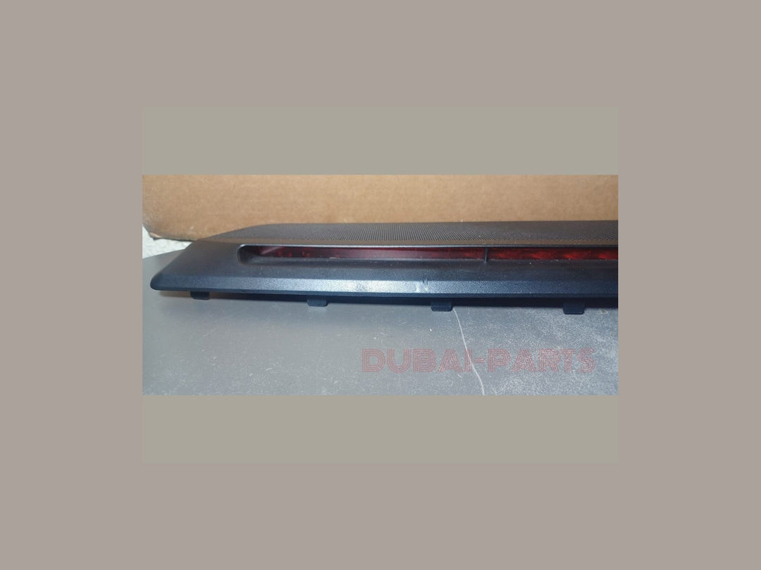 10-16 Mercedes W212 E400 E550 Rear 3RD Third Brake Stop Light W/ Trim Black OEM