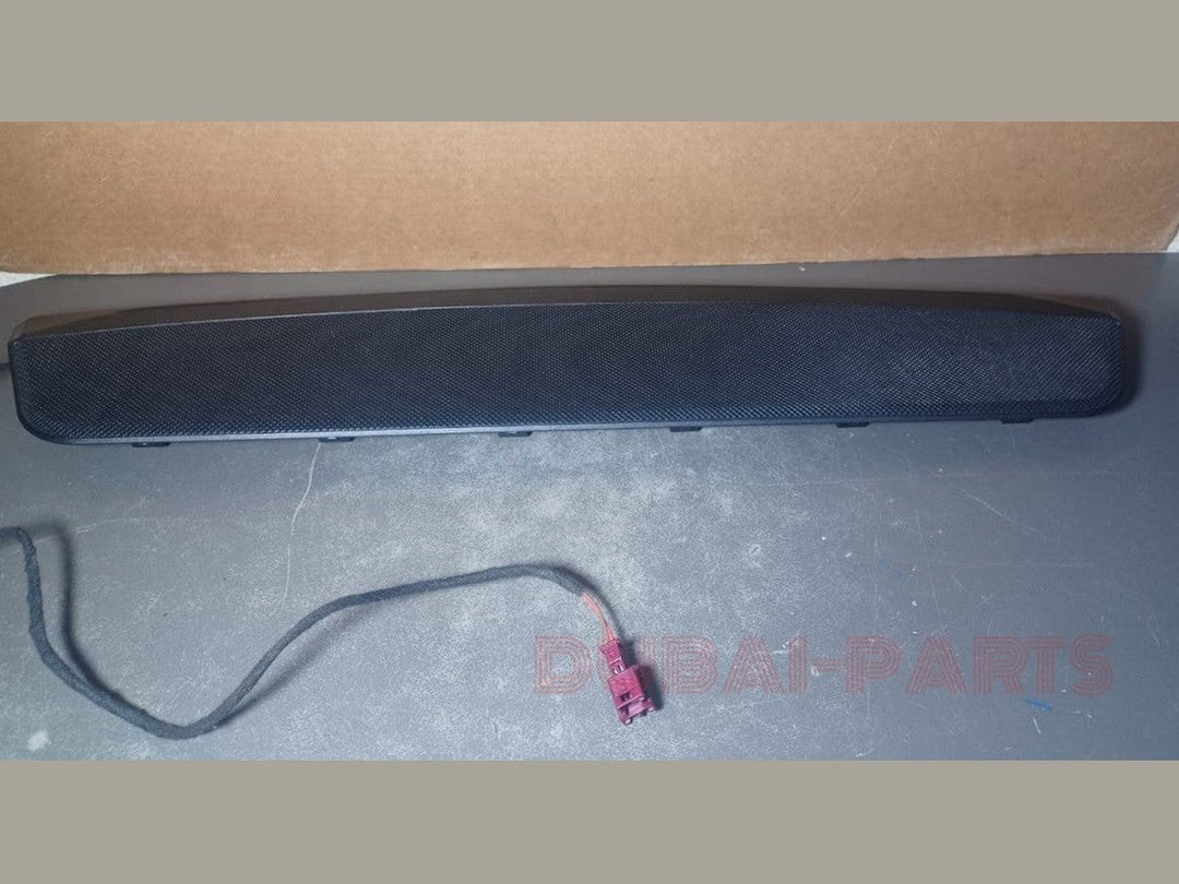 10-16 Mercedes W212 E400 E550 Rear 3RD Third Brake Stop Light W/ Trim Black OEM