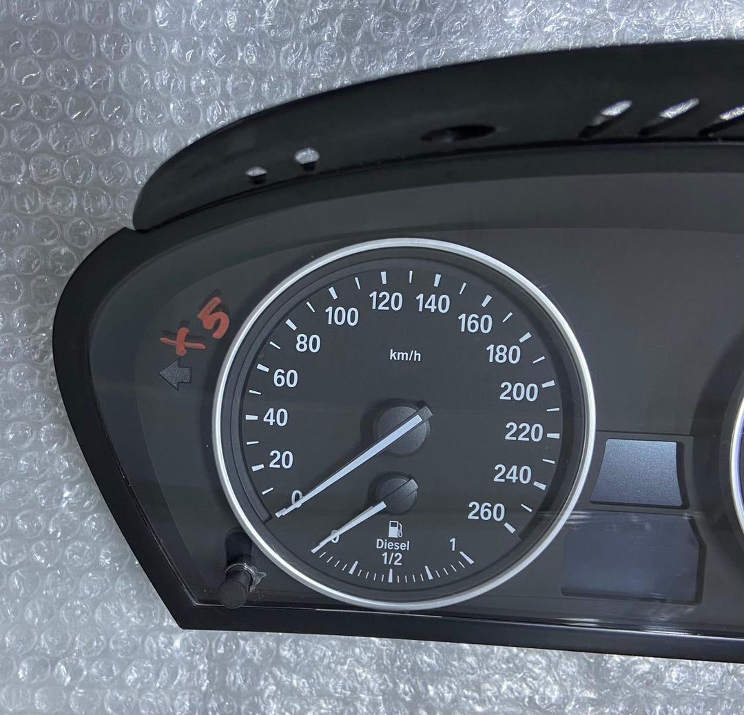OEM BMW X5 E70 2009 Diesel Speedometer Cockpit Cluster 9218633