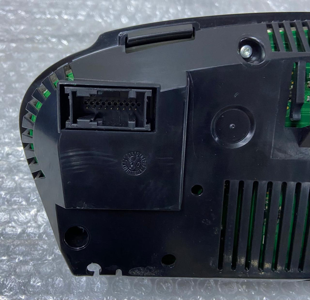 OEM BMW X5 E70 2009 Diesel Speedometer Cockpit Cluster 9218633