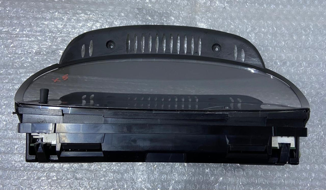 OEM BMW X5 E70 2009 Diesel Speedometer Cockpit Cluster 9218633