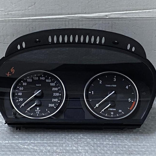 OEM BMW X5 E70 2009 Diesel Speedometer Cockpit Cluster 9218633