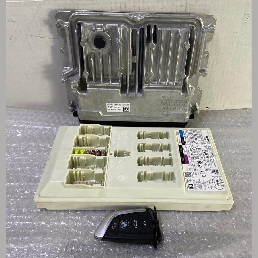 BMW F44 1 Series 118i B38 RHD ENGINE CONTROL UNIT SET ECU 1 Keys 5A57780 BOSCH