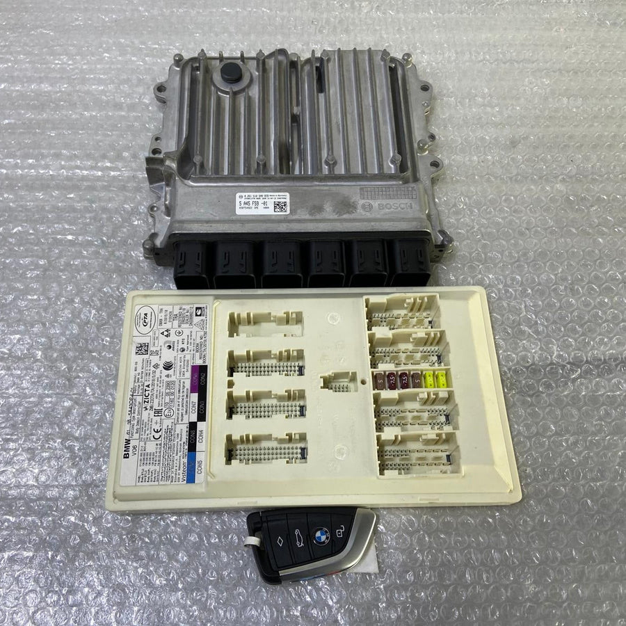 OEM BMW B58D G26 ENGINE CONTROL UNIT DME ECU SET 5A45F59 BOSCH