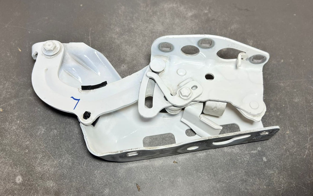 2015-2020 Mercedes-Benz E-Class W213 Front Left Side Bonnet Hinge A213 8800128