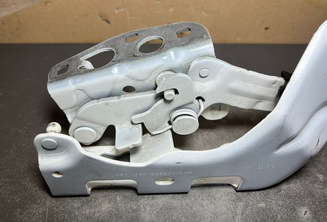 2015-2020 Mercedes-Benz E-Class W213 Front Left Side Bonnet Hinge A213 8800128
