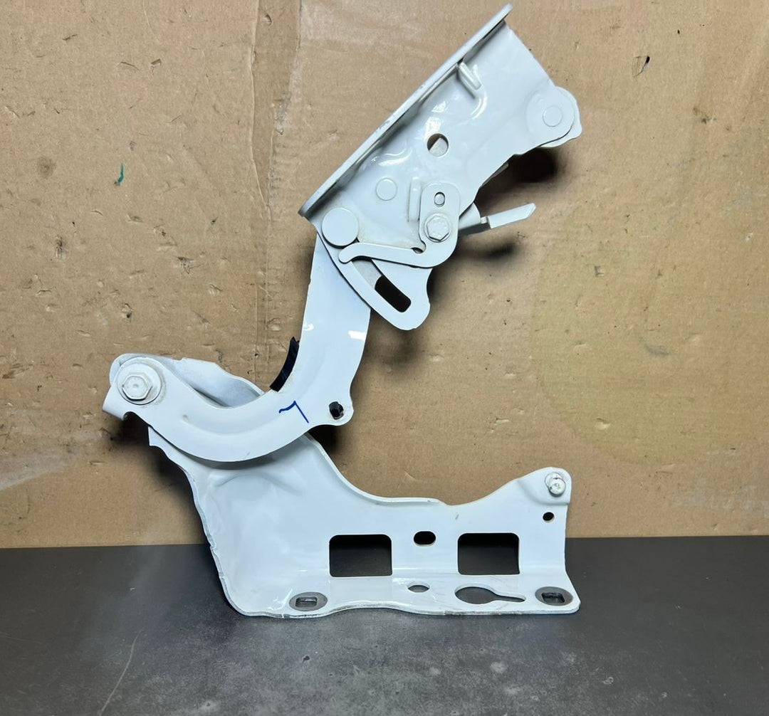 2015-2020 Mercedes-Benz E-Class W213 Front Left Side Bonnet Hinge A213 8800128