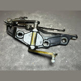 2007-2013 Mercedes-Benz S-Class W221 Front Right Side Bonnet Hinge A221 8800328