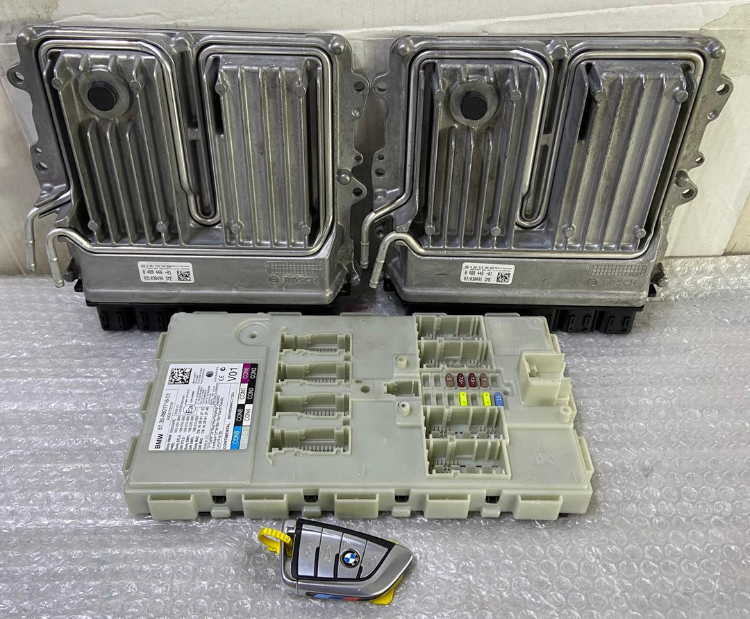 OEM BMW N74 G12 ENGINE CONTROL UNIT DOUBLE ECU SET DME 8489448 BOSCH