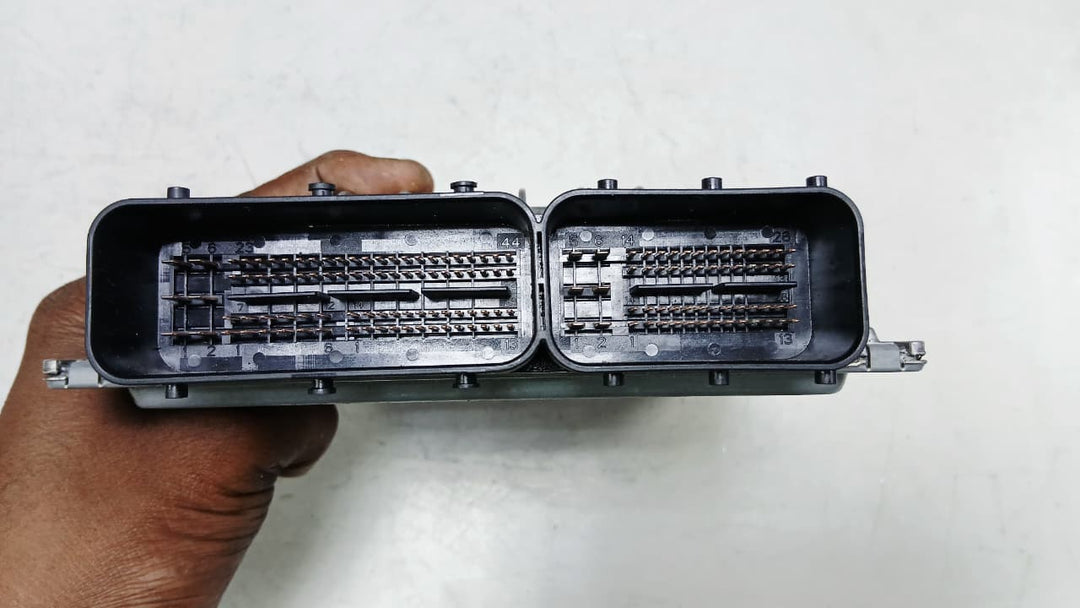 BMW 5 series  N43 E60 E61 2006-10 ECU MODULE DME MSD81.2 7599881