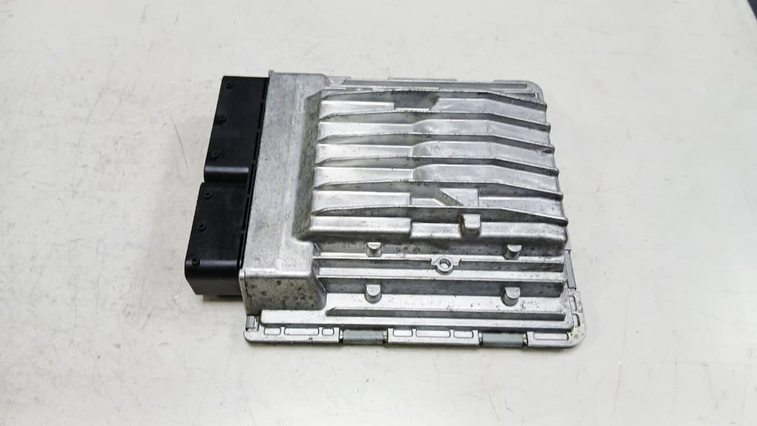 BMW 5 series  N43 E60 E61 2006-10 ECU MODULE DME MSD81.2 7599881