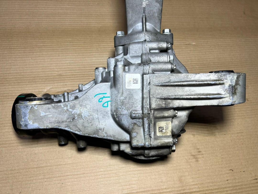 2013-2016 Mercedes-Benz W166 GLE AMG Front Diff Differential Axle Carrier A166 3300300 Gear Ratio 3.27 Diesel