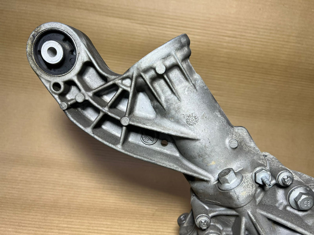 2013-2016 Mercedes-Benz W166 GLE AMG Front Diff Differential Axle Carrier A166 3300300 Gear Ratio 3.27 Diesel