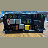 2010-2016 Mercedes-Benz W212 W204 Front SAM Module Relay Fuse Box A212 9006724 OEM
