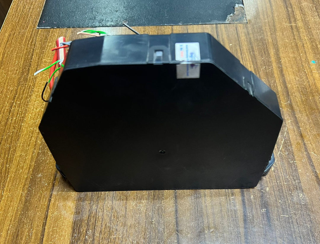 2010-2016 Mercedes-Benz W212 W204 Front SAM Module Relay Fuse Box A212 9006724 OEM