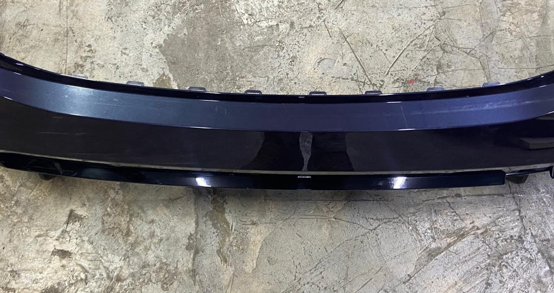 مصد خلفي أصلي من BMW G82 G83 مزود بحساسات وعواكس